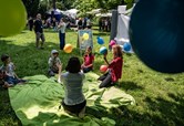 Eine deutsch-tschechische Insel auf dem Festival United Islands