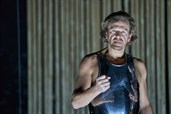 První české provedení inscenace "Peter Handke: Zdeněk Adamec + Sebeobviňování"