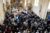 Feierliche Einweihung der St. Martinskirche in Markersdorf